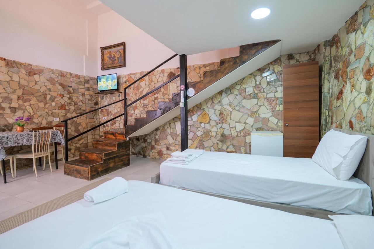 Garden Villa Lake Side & Glamping Ksamil Luaran gambar