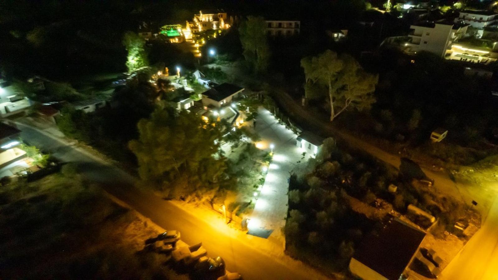 Garden Villa Lake Side & Glamping Ksamil Luaran gambar