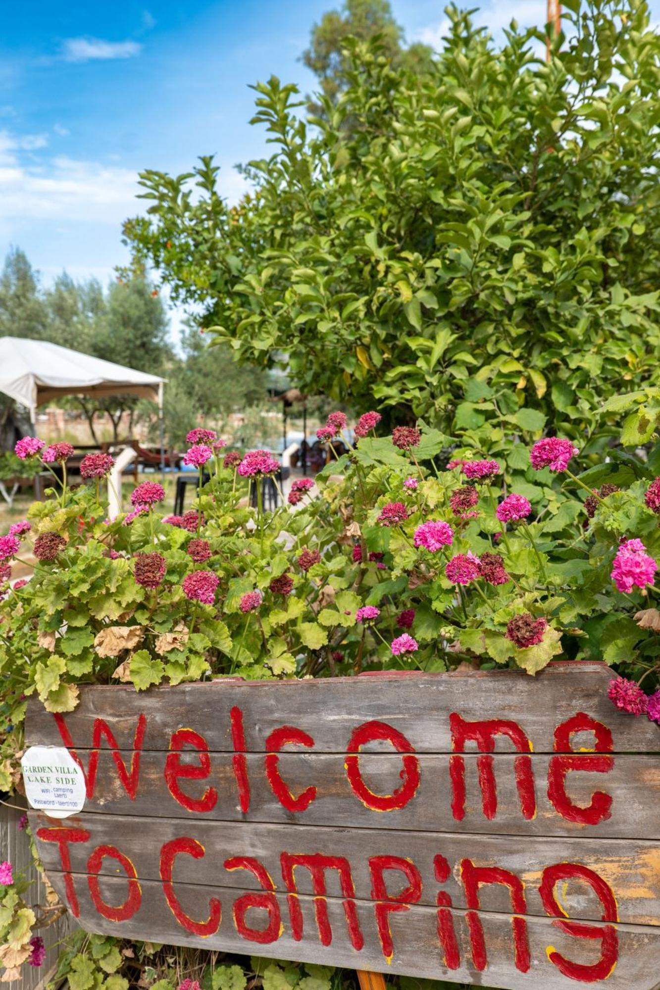 Garden Villa Lake Side & Glamping Ksamil Luaran gambar