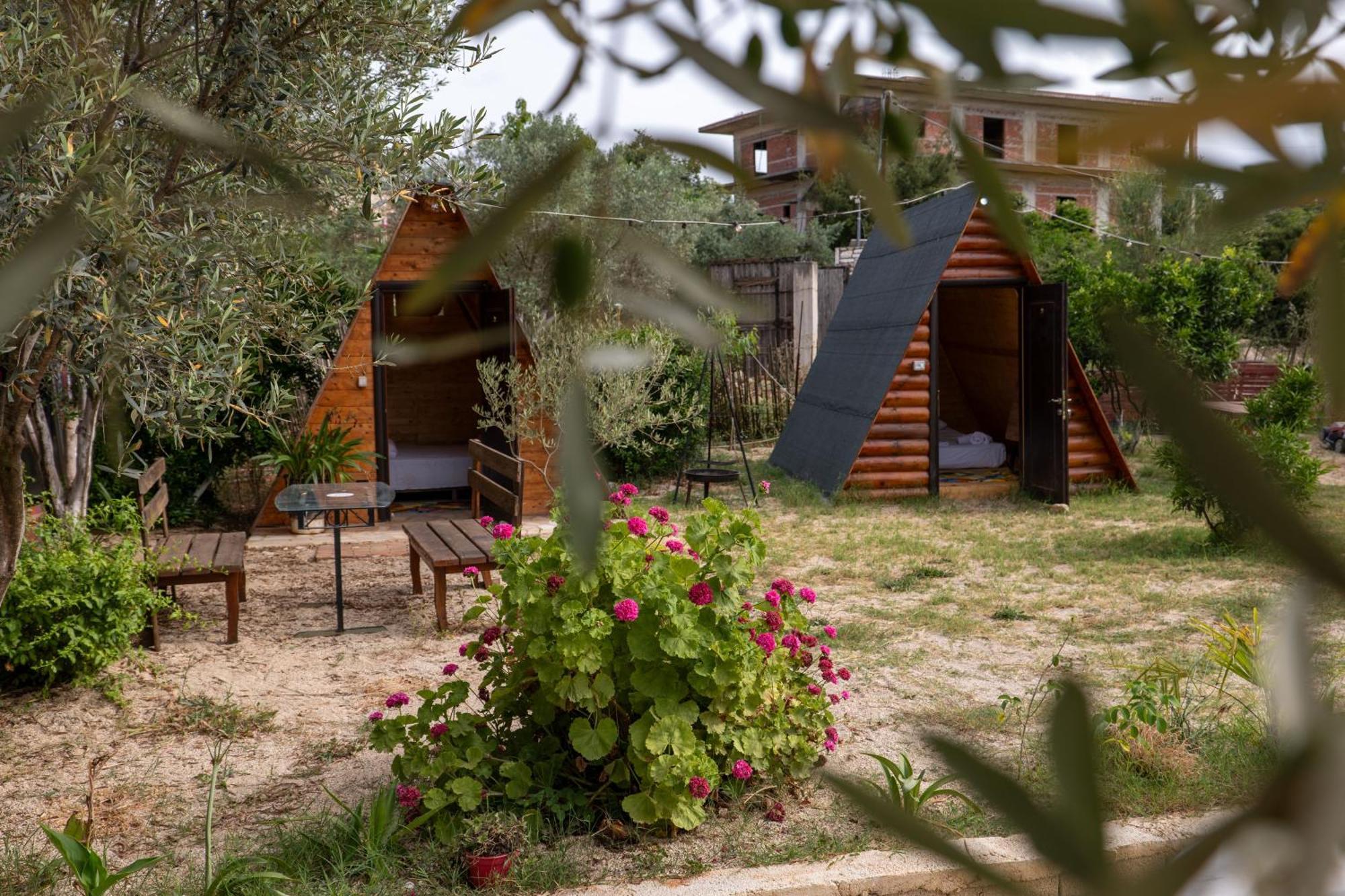 Garden Villa Lake Side & Glamping Ksamil Luaran gambar